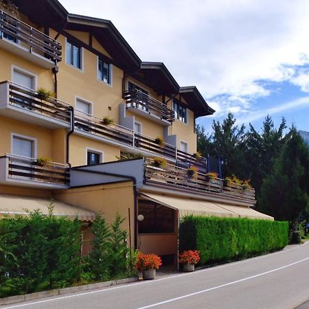 Hotel Dolomiti Левико-Терме Экстерьер фото