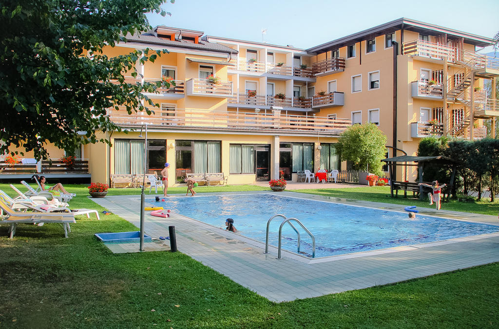 Hotel Dolomiti Левико-Терме Экстерьер фото